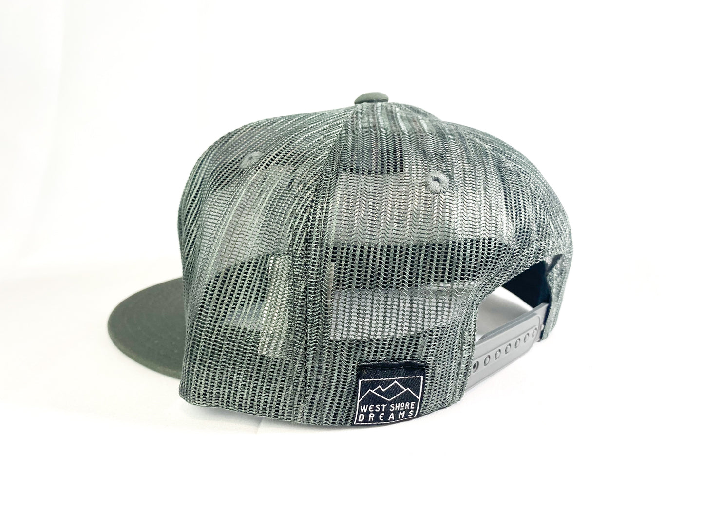 MOUNTAIN LOGO  7 PANEL FLAT BILL TRUCKER